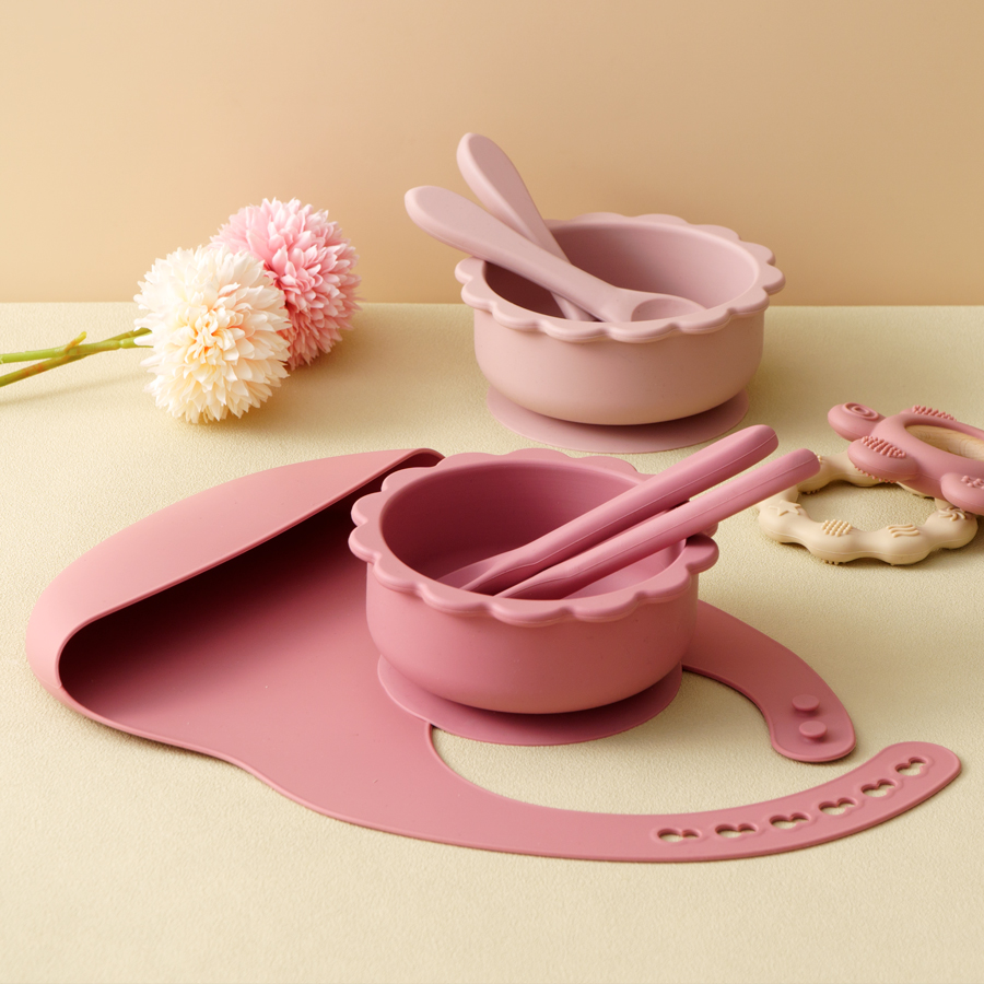Waterproof Baby Bibs Silicone - 4 buah Set peralatan makan silikon
