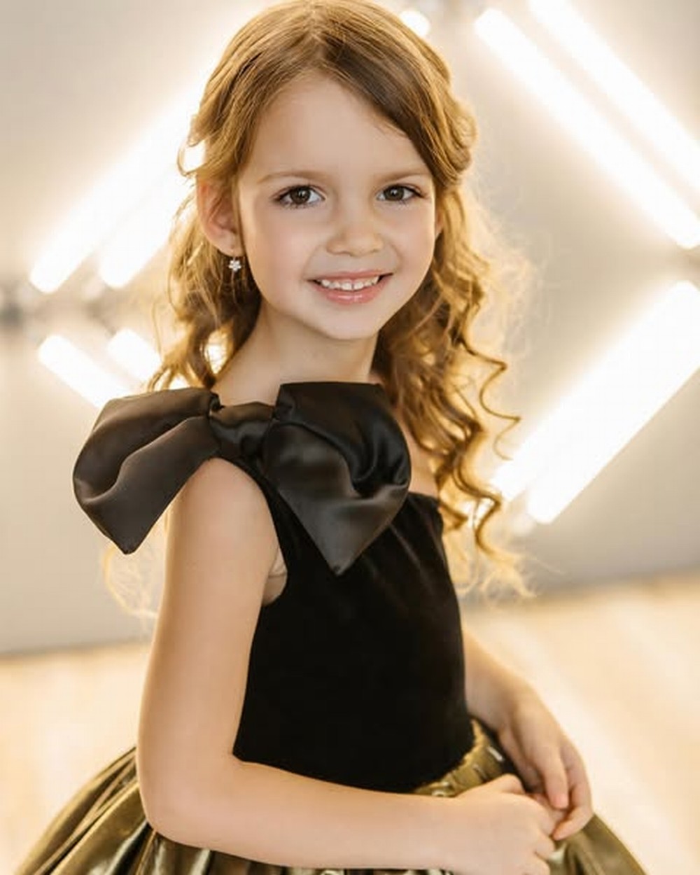 Gaun Bunga Satin Hitam dan Ema - Toddler Girl Tulle Party Dress ulasan dan harga